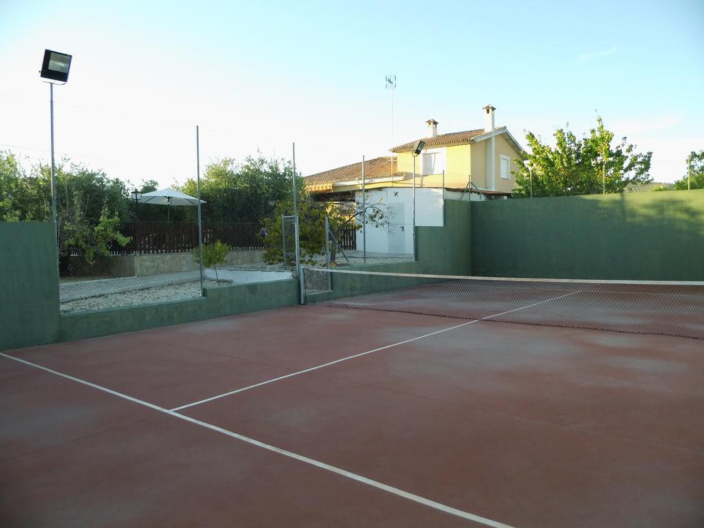 Villa Maria - Pista De Padel Y Piscina Баэна Экстерьер фото